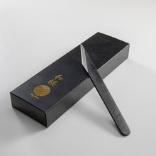 Load image into Gallery viewer, Wazakura Kiridashi Knife - Left Hand Japanese Marking & Woodworking Knife (18mm Left Hand)