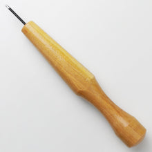 Laden Sie das Bild in den Galerie-Viewer, Round Gouge Carving Chisel - Wazakura Japan