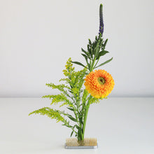 Load image into Gallery viewer, Flower arrangement with long rectangular kenzan