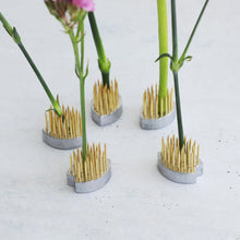 Load image into Gallery viewer, 5PCS Sakura Blossom Ikebana Kenzan, Made in Japan - Petal Shaped Flower Holders for Floral Arrangements - Wazakura Japan
