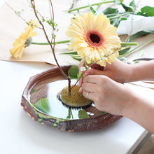 Laden Sie das Bild in den Galerie-Viewer, [Minoyaki Serie] Seerosenblatt Runde Ikebana-Blumenvase 24 cm
