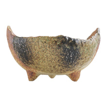 Laden Sie das Bild in den Galerie-Viewer, [ Banko Series ] Rustic Crescent Bonsai Pot 4.7" (120mm) - Sand Green - Wazakura Japan
