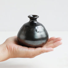 Load image into Gallery viewer, [Minoyaki Series] Small Ikebana Vase Bottle Shaped Metallic Black - Wazakura Japan
