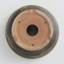 Laden Sie das Bild in den Galerie-Viewer, [ Shigaraki Series ] Sand Brown Stripe Glazed Bonsai Pot 8.2" (210 mm) - Wazakura Japan
