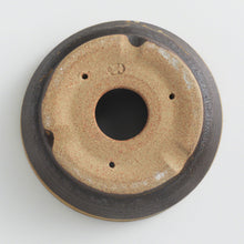 Load image into Gallery viewer, [ Shigaraki Series ] Sand Brown Stripe Glazed Bonsai Pot 6.6" (170 mm) - Wazakura Japan
