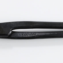 Load image into Gallery viewer, Twig Scissors handle with Made in Japan engraving
