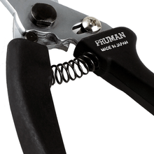 Laden Sie das Bild in den Galerie-Viewer, Professional Pruning Shears 7.6"(195mm) - Wazakura Japan
