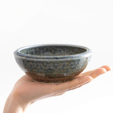 Load image into Gallery viewer, 2PCS Japanese Ikebana Essential Tool Set [ Brass Kenzan + Brown &amp; Blue Vase ] - Wazakura Japan
