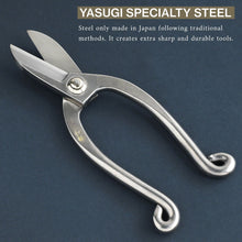 Load image into Gallery viewer, Ikenobo Scissors with short description
