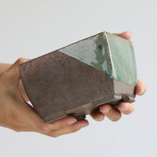 Laden Sie das Bild in den Galerie-Viewer, [ Tokoname Series ] Rectangular Glazed Bonsai Pot 5.3"(135 mm) - Wazakura Japan
