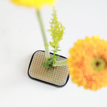 Load image into Gallery viewer, Yellow flower placed on the rectangle square kenzan
