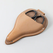 將圖片載入圖庫檢視器 leather hoslter with a pair of gardening scissors placed inside
