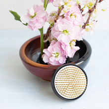Load image into Gallery viewer, 2PCS Japanese Ikebana Essential Tool Set [ Brass Kenzan + Black &amp; Brick Red Vase ] - Wazakura Japan
